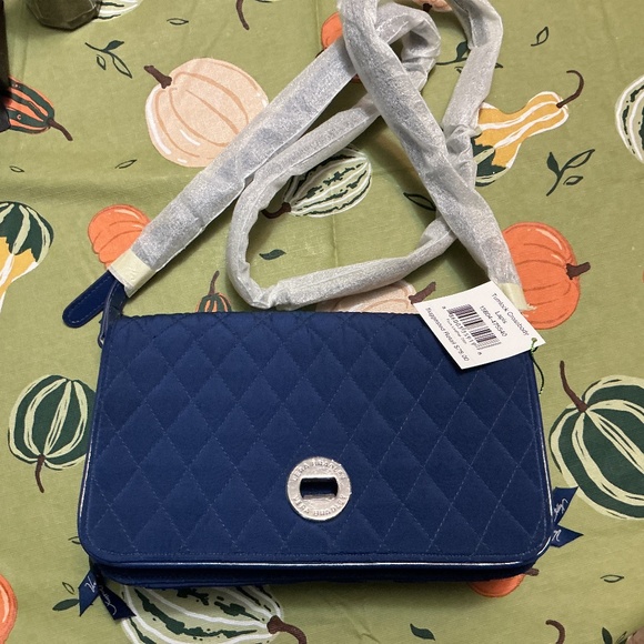 Vera Bradley crossbody bag - Picture 1 of 5